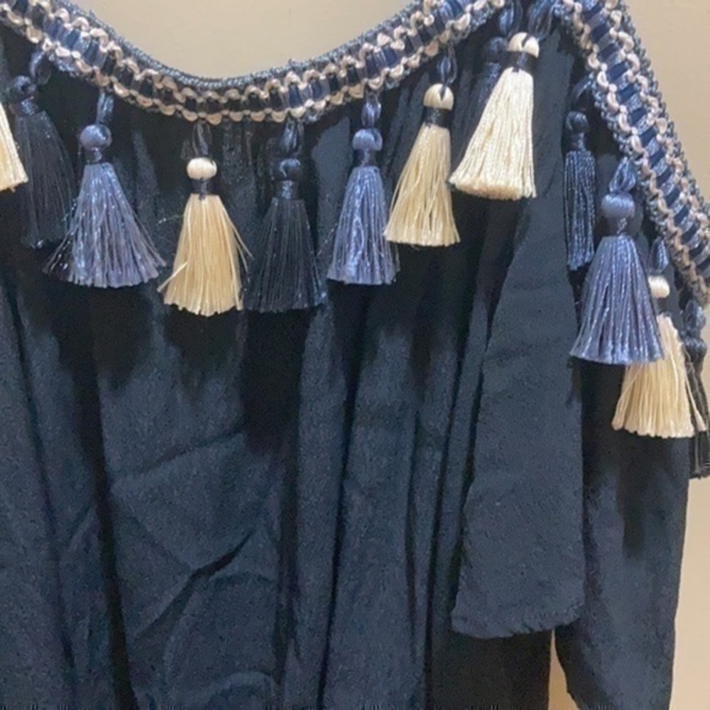 Tularosa X Revolve Maley Tassel Cold Shoulder Top​ - Picture 5 of 10